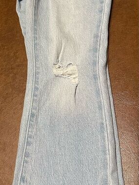 Old Navy Light Blue Straight Leg Jeans with Knee Distress